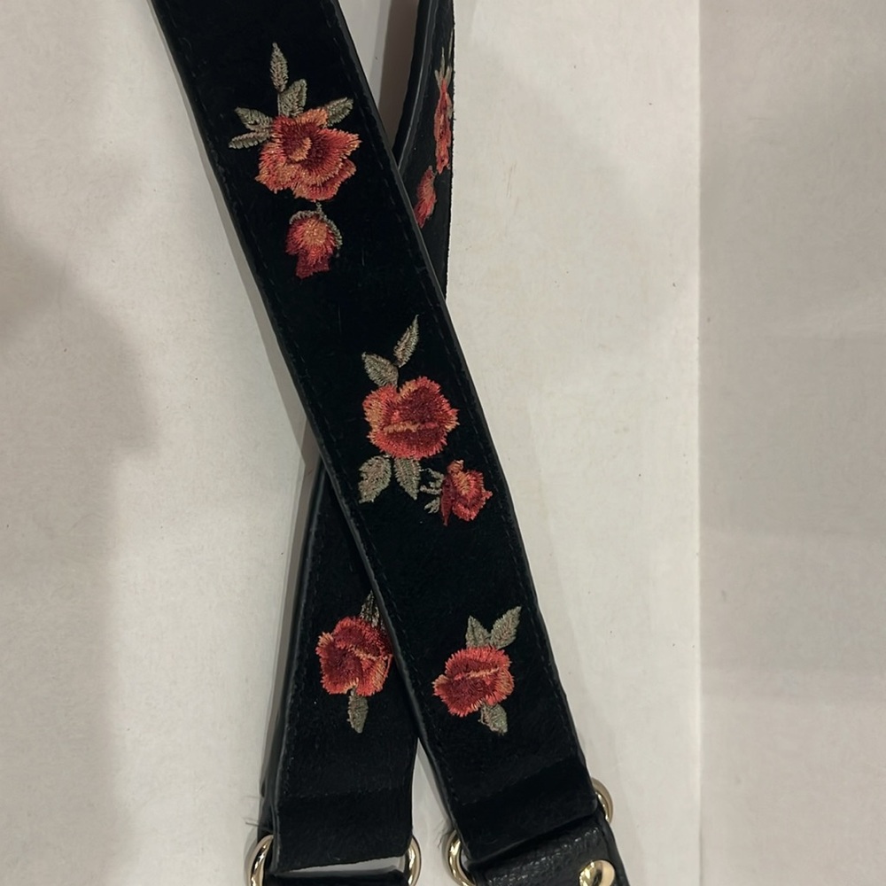 Floral Embroidered Black Leather Bag Strap - Picture 3 of 4